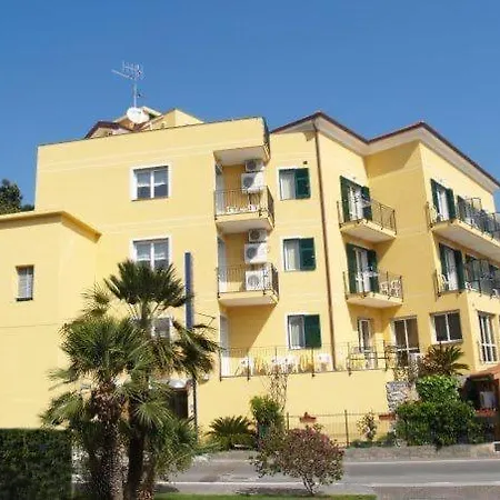 Ada Hotel