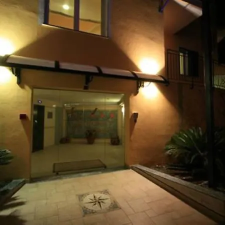 Hotel Ada 3*