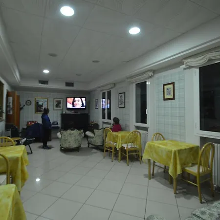 Hotel Ada 3*