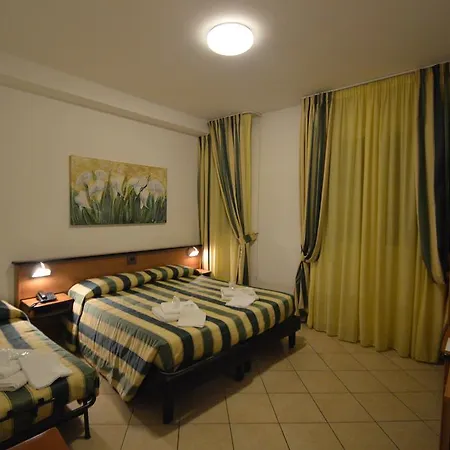 Ada Hotel 3*