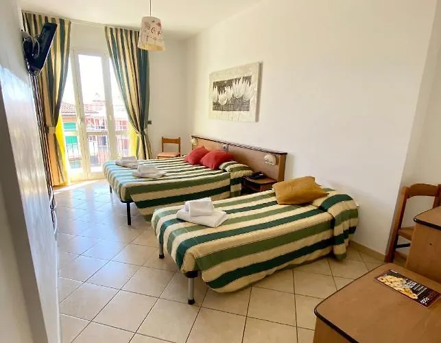 Ada Ξενοδοχείο